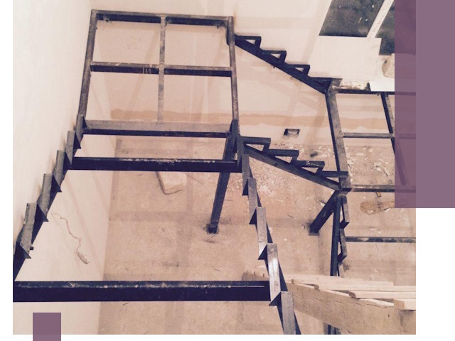 Монтаж лестниц на металлокаркасе в Мытищах быстро и качественно