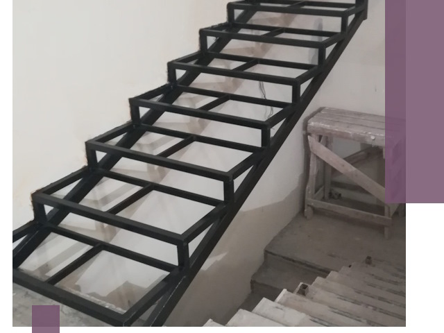 Демонтаж лестниц на металлокаркасе в Мытищах: быстрый вывоз и разбор