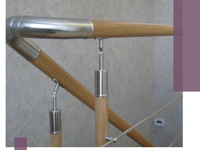 Комбинированные перила на заказ в Мытищах — монтаж и производство