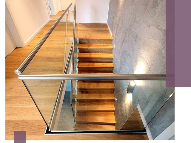 Перила для лестницы в доме — изготовление и монтаж в Мытищах