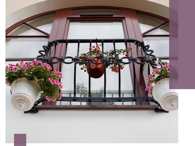 Изготовление и монтаж французских балконов в Мытищах