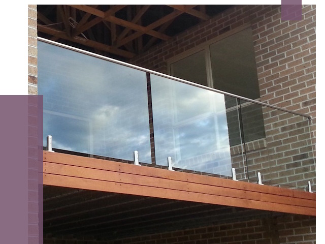 Стеклянные парапеты на крыше и террасе в Мытищах от 11424 руб. | ПРОЛЁТ-Мтщ