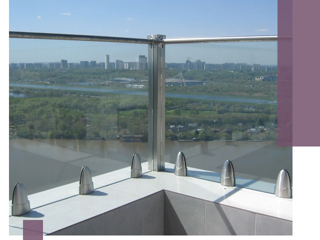 Стеклянные парапеты премиум класса в Мытищах для домов и бизнесов